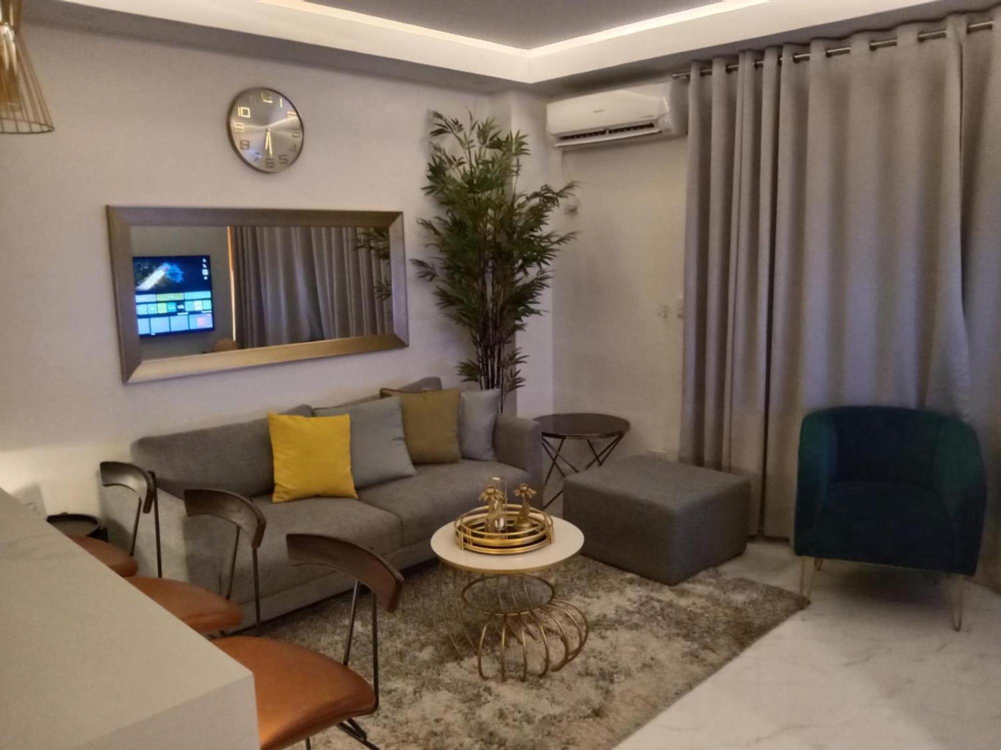 Deluxe Condo 2 Bedroom, 7Th Floor Room Bc In One Madison Tower 3, Megaworld Boulevard, Mandurriao Iloilo City, Philippines Luaran gambar